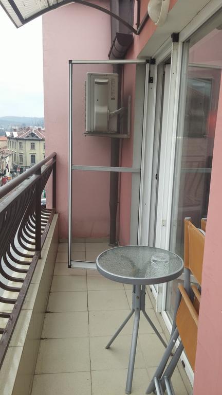 Hotel Kiev Veliko Tárnovo Habitación foto